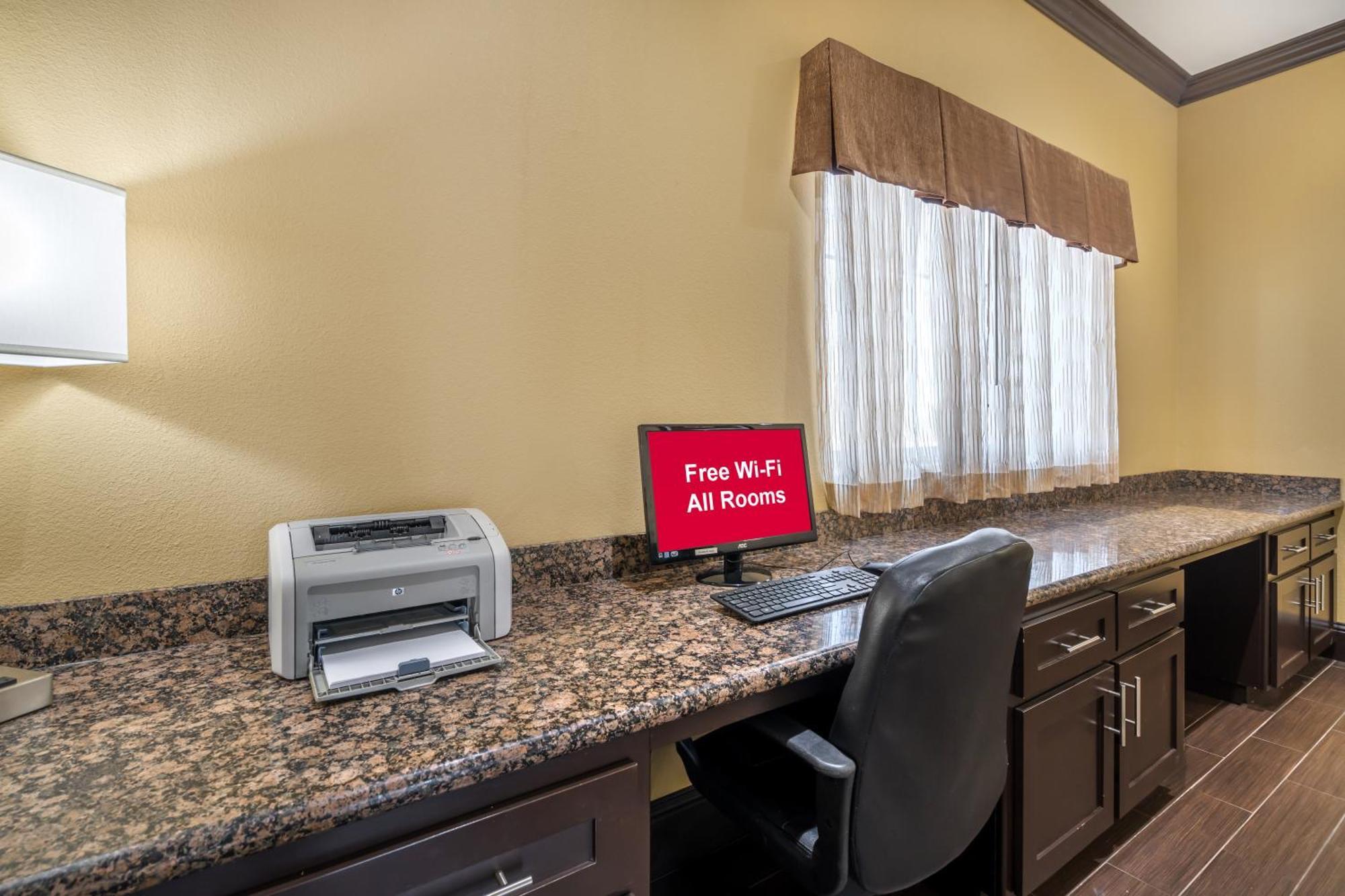 Red Roof Inn & Suites Sulphur Springs Buitenkant foto