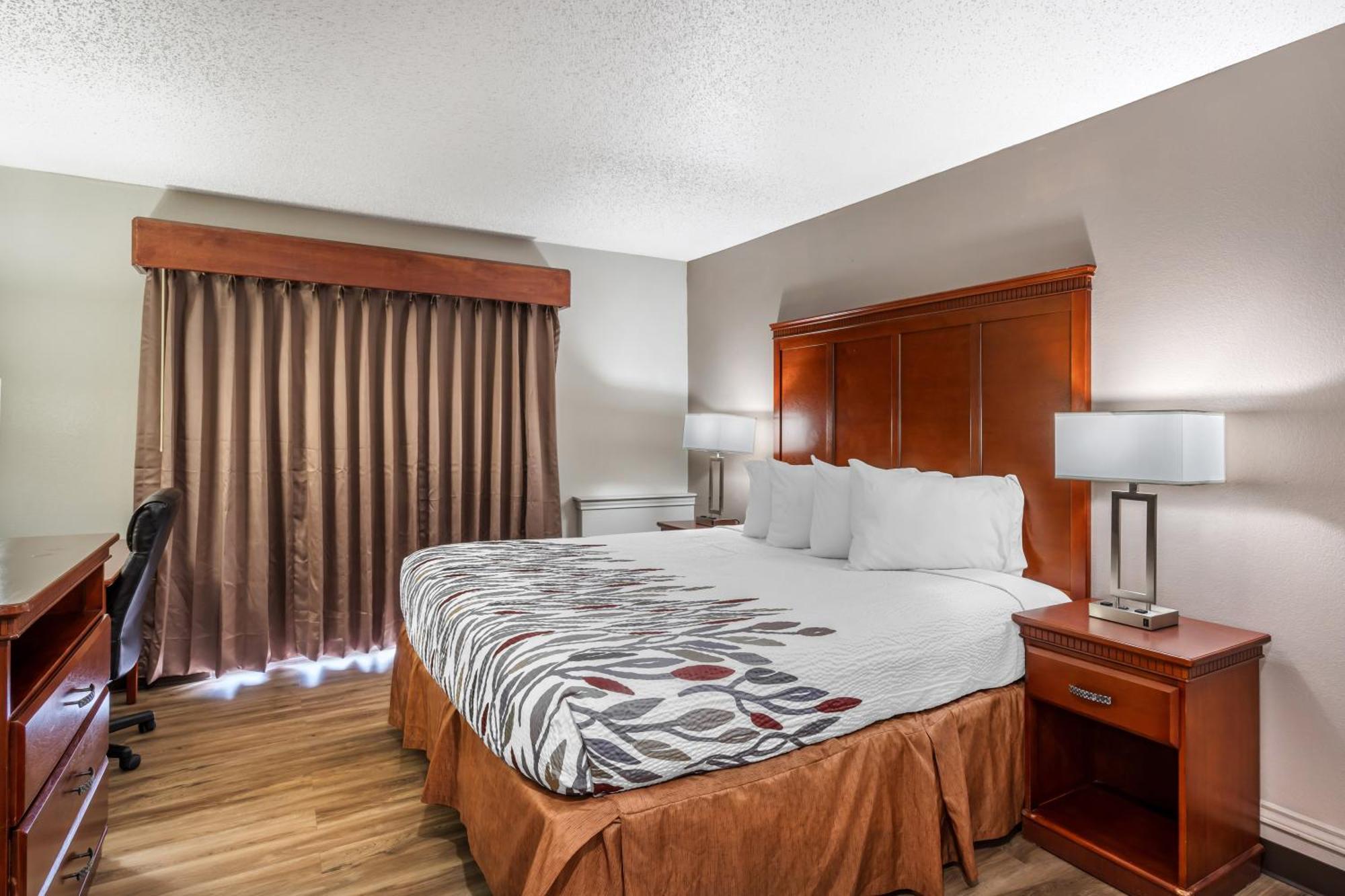 Red Roof Inn & Suites Sulphur Springs Buitenkant foto