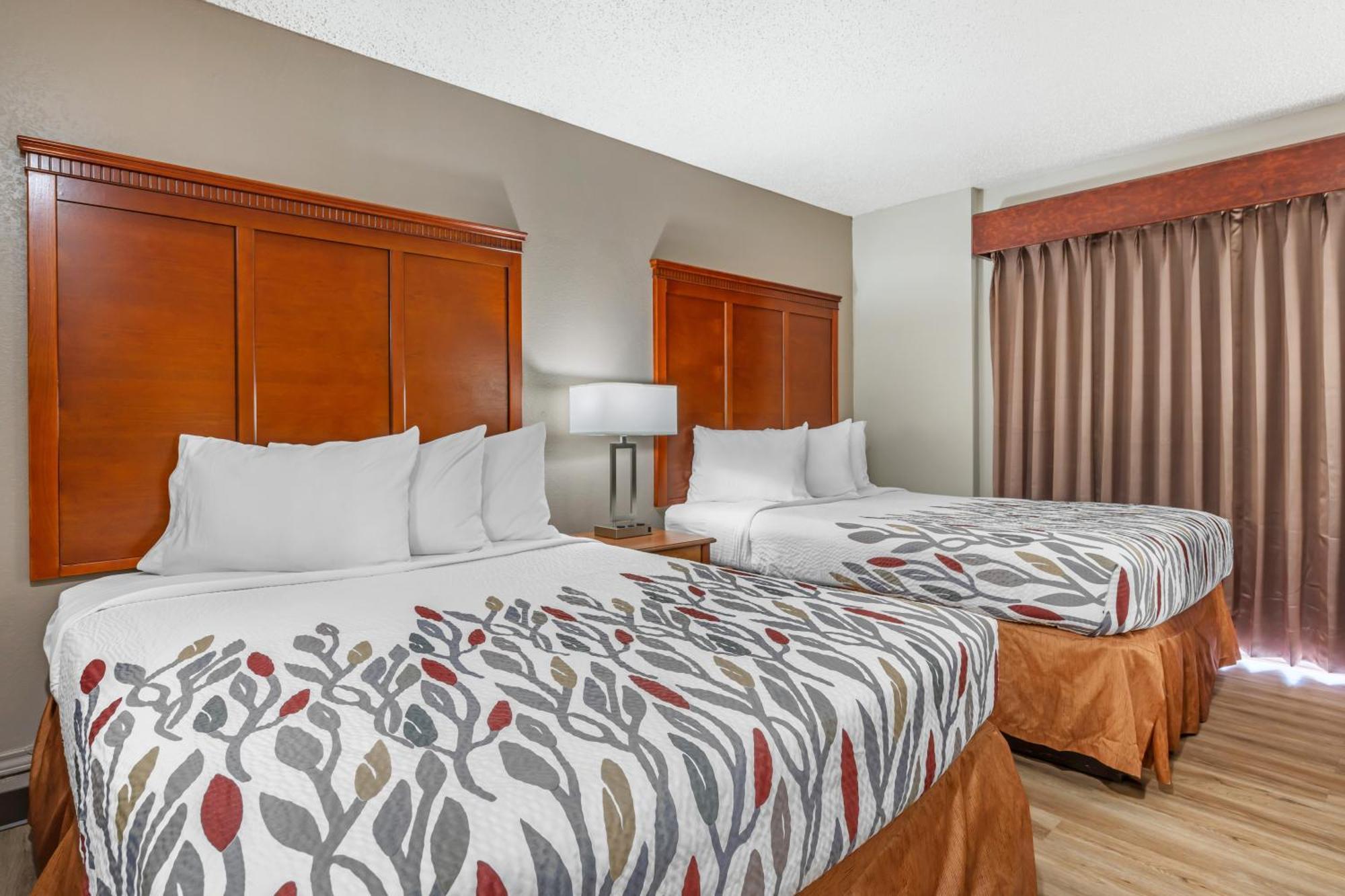 Red Roof Inn & Suites Sulphur Springs Buitenkant foto