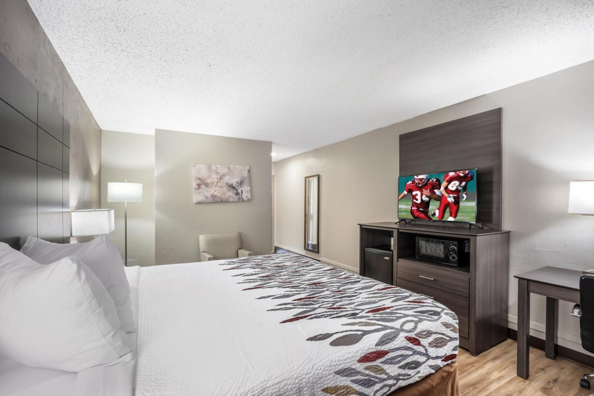 Red Roof Inn & Suites Sulphur Springs Buitenkant foto